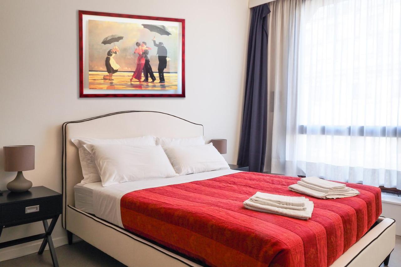 Duomo Luxury Apartment - One Bed 밀라노 외부 사진