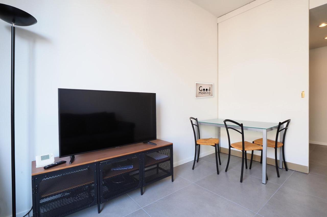 Duomo Luxury Apartment - One Bed 밀라노 외부 사진